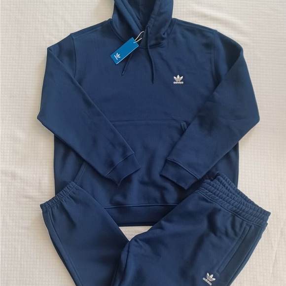 Adidas Men's Navy Blue Hoodie